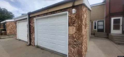 120 E Davis St, Rawlins, WY 82301