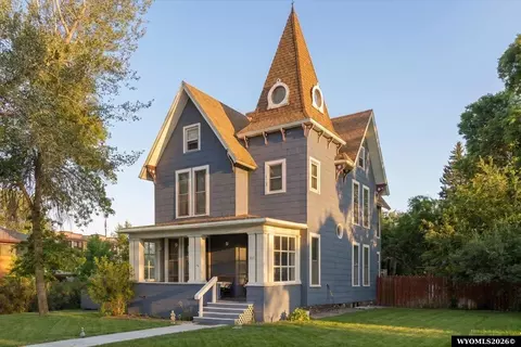 1025 Summit St, Evanston, WY 82930