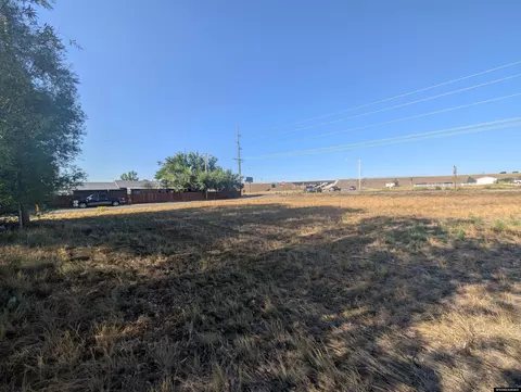 S Riverbend Drive, Douglas, WY 82633