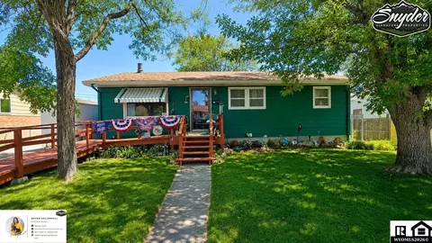 1115 Westwood Dr, Riverton, WY 82501
