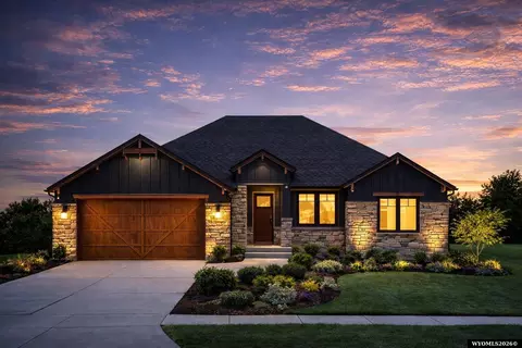 679 Memory Ln, Green River, WY 82935