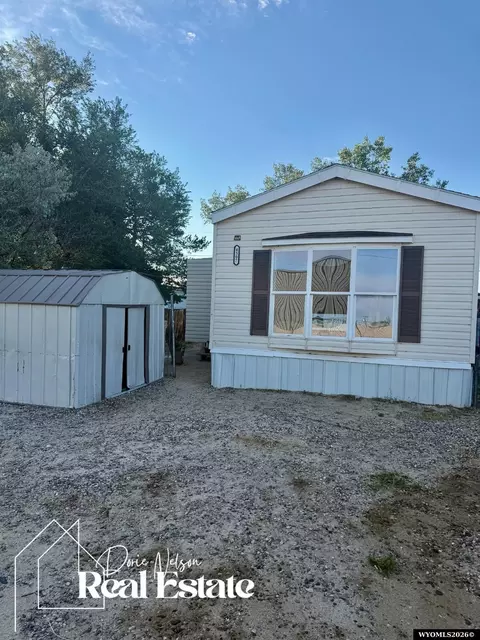 4507 Glen Garden Dr, Mills, WY 82644