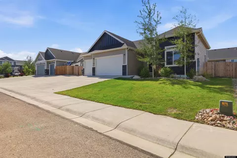 Exterior - 3717 Dancing Wolf Dr, Casper, WY 82604 photo 2 of 7