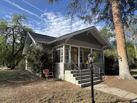 101 W Jackson Ave, Riverton, WY 82501