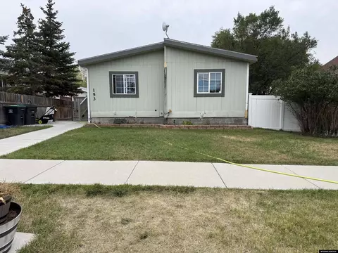153 S 5th West St, Green River, WY 82935