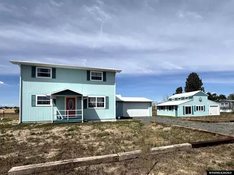 14 Beaver Rd, Wheatland, WY 82201