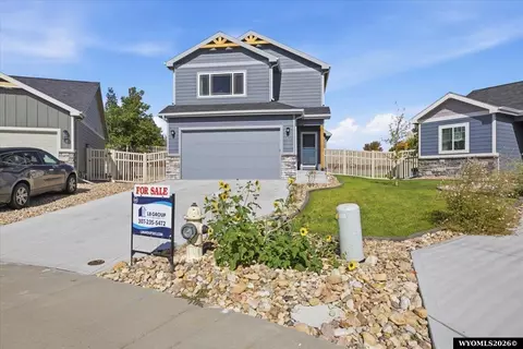 Exterior - 844 Cheney Loop, Casper, WY 82609 photo 2 of 7