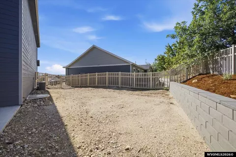Exterior - 844 Cheney Loop, Casper, WY 82609 photo 7 of 7