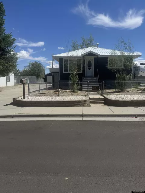 251 Logan St, Green River, WY 82935