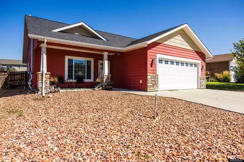 1257 Woodwind Dr, Sheridan, WY 82801