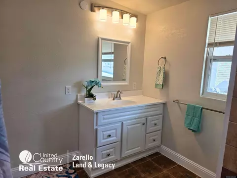 Bath - 75 Honeysuckle St, Casper, WY 82604 photo 3 of 3
