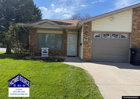 500 Pioneer Ave, Riverton, WY 82501