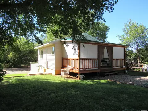 424 4th St, Ten Sleep, WY 82442