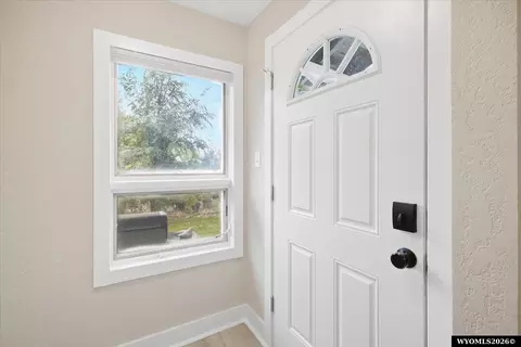 Entry Way - 112 M St, Casper, WY 82601 photo 1 of 2
