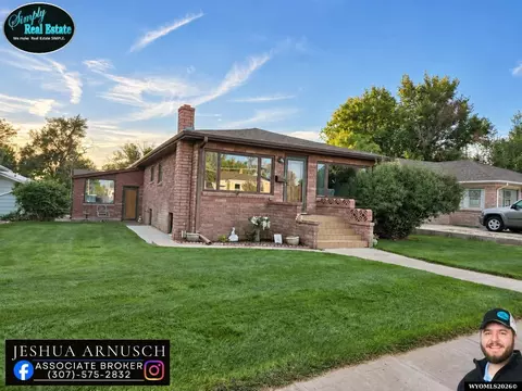2810 E B St, Torrington, WY 82240