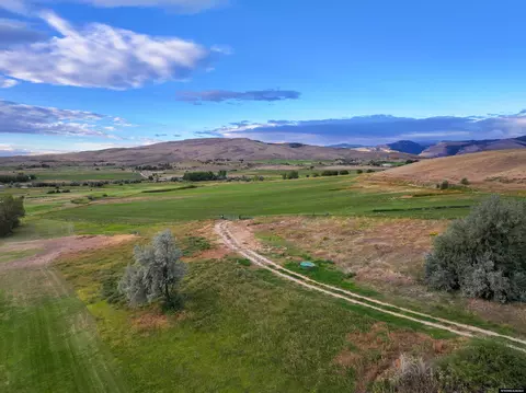 1017 E Main, Lander, WY 82520 photo 12
