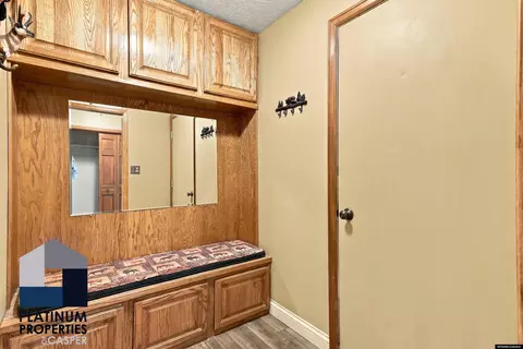 Entry Way - 4701 E 12th St, Casper, WY 82609 photo 1 of 2
