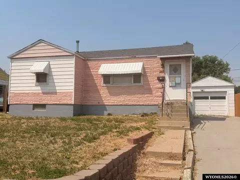 519 Ryan St, Rawlins, WY 82301