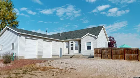 3580 Road 86, Lingle, WY 82223