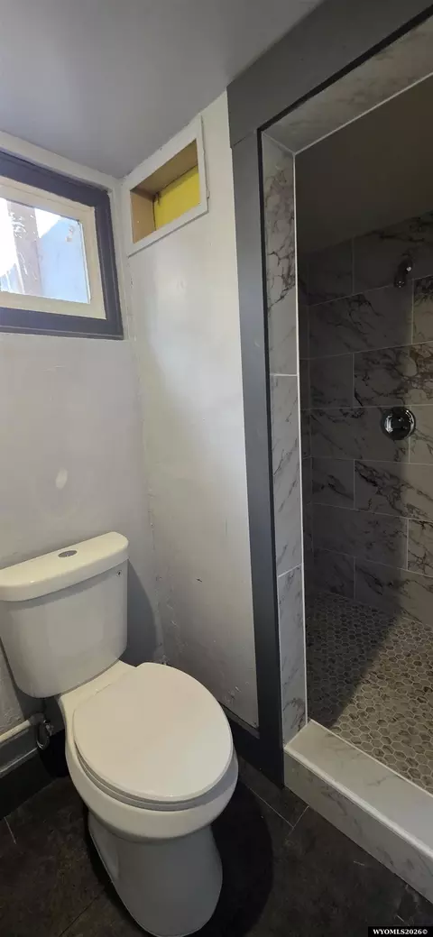 Bath - 815 E 5th St, Cheyenne, WY 82007 photo 1 of 1