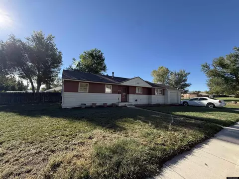 3145 E 5th St, Casper, WY 82609