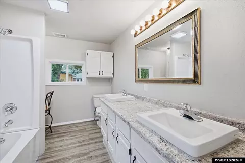 Bath - 206 E M St, Casper, WY 82601 photo 1 of 2