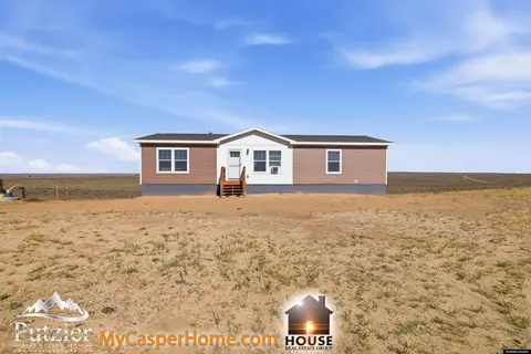 Exterior - 5620 Broken Trail Dr, Casper, WY 82601 photo 3 of 7