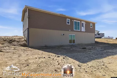 Exterior - 5620 Broken Trail Dr, Casper, WY 82601 photo 6 of 7