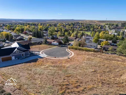223 Barber Ave, Evanston, WY 82930