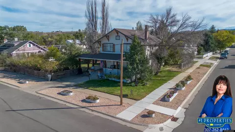 117 W Cedar St, Glenrock, WY 82637