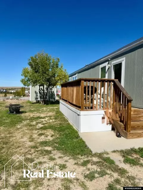 4901 E Lathrop Apt 118 Rd, Evansville, WY 82636