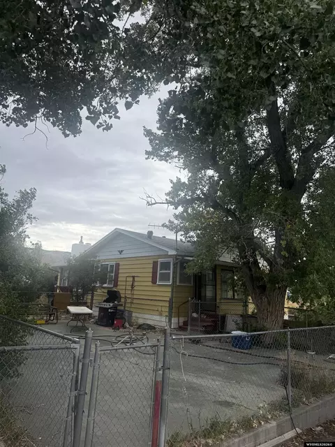 3900 Wolf Crk, Casper, WY 82604