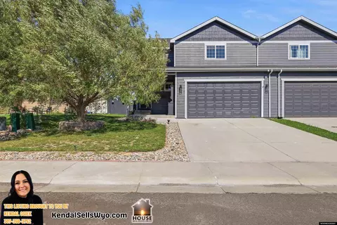 1420 Meadow Ln, Douglas, WY 82633