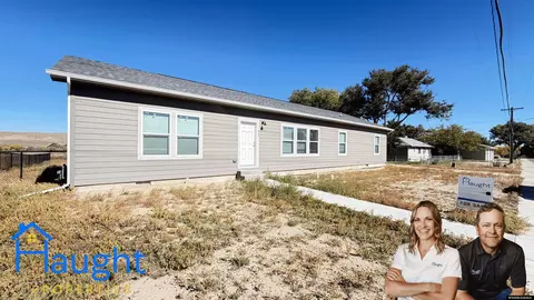 410 W Platte St, Glenrock, WY 82637