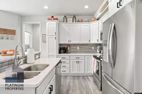Kitchen - 3729 Dancing Wolf Dr, Casper, WY 82604 photo 3 of 4
