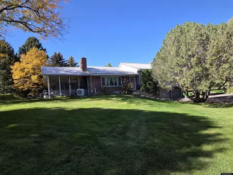 312 Crescent Dr, Basin, WY 82410