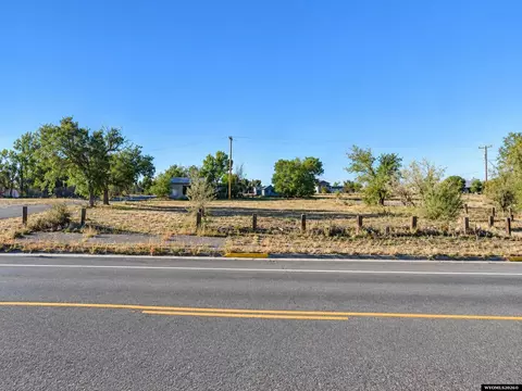 503 W 2nd St, Shoshoni, WY 82649