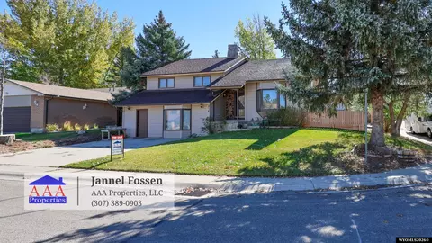 216 Taylor St, Rock Springs, WY 82901