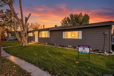 1115 Divide St, Rock Springs, WY 82901