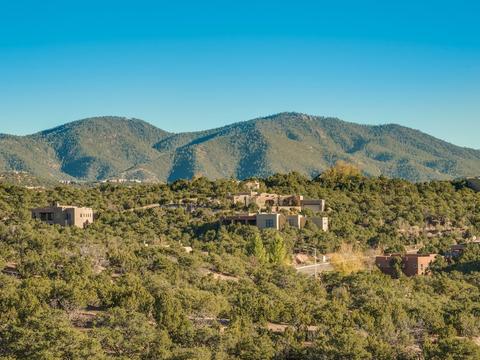 1757 Ridge Pointe, Santa Fe, NM 87506 photo 2