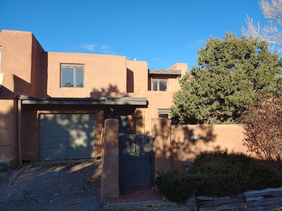 346 Calle Loma Norte, Santa Fe, NM 87501 2 Photos MLS 202004814
