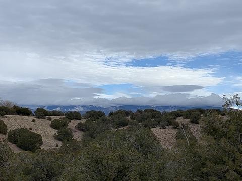 60 Via Del Caballo, Santa Fe, NM 87508