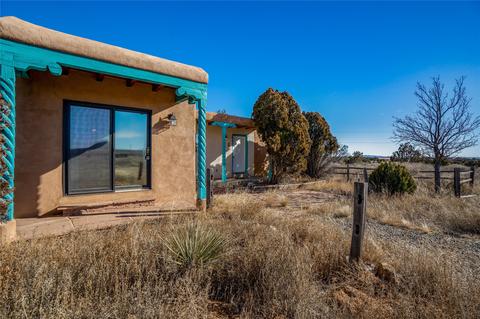 19 Apache Rd, Santa Fe, NM 87508 photo 4