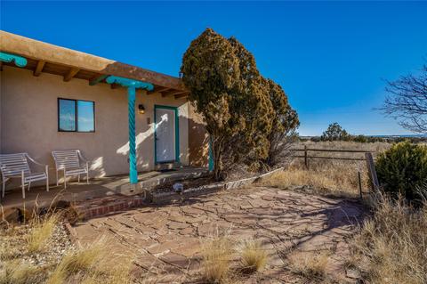 19 Apache Rd, Santa Fe, NM 87508 photo 2