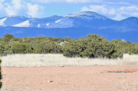 15 N Via Aria, Santa Fe, NM 87506