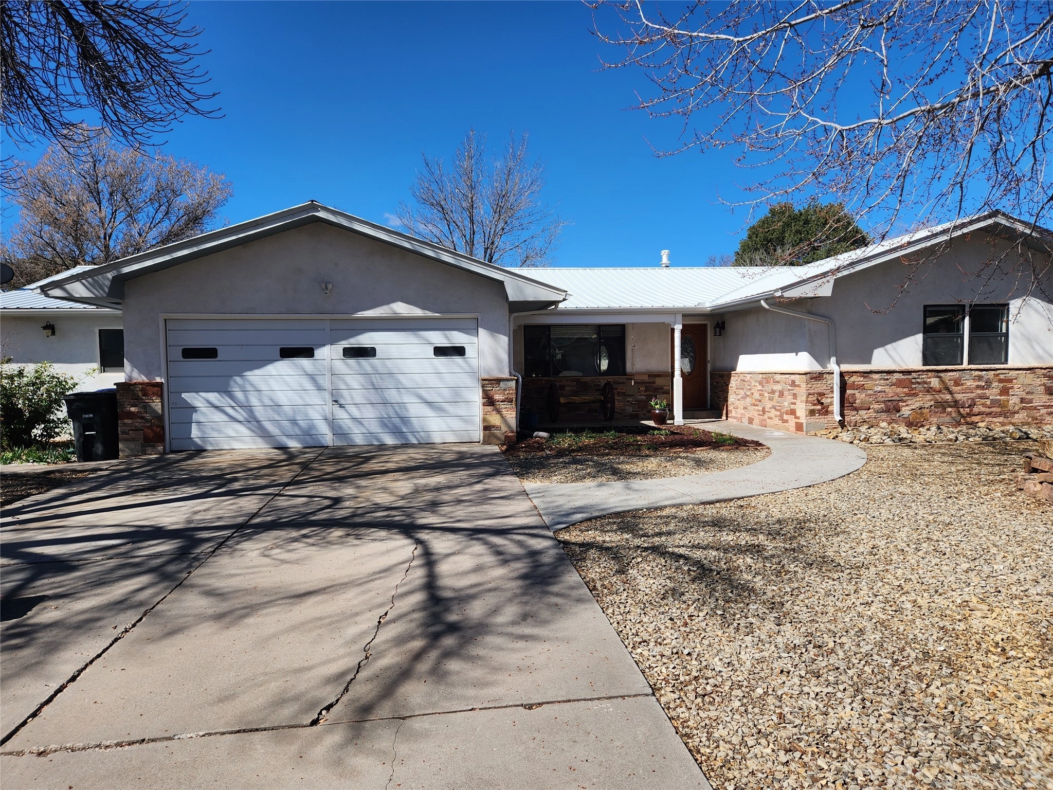 223 ROVER BLVD