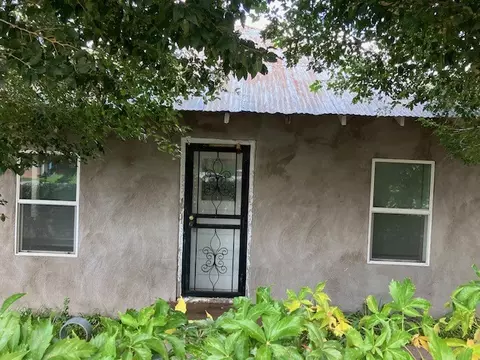 206 Park Ave, Wagon Mound, NM 87752