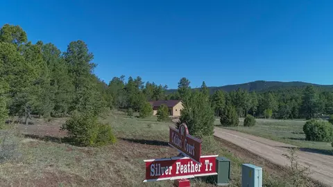 7 Colibri Ct, Pecos, NM 87552