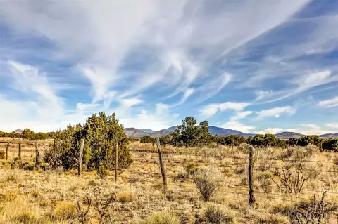 27 Rancho Verano, Santa Fe, NM 87508