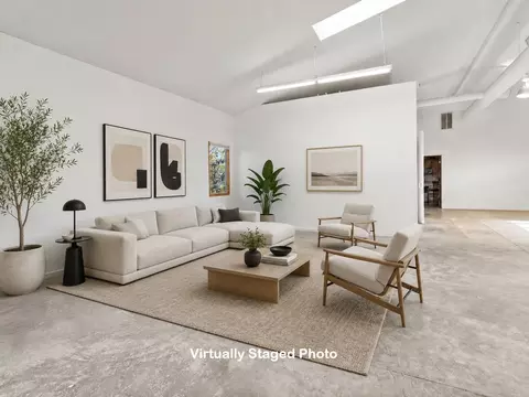 4 Red Hills Ln, Santa Fe, NM 87505